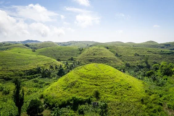 The-Teletubbies-Hills-in-nusa-penida